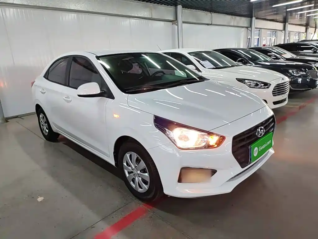 Hyundai Accent 2019 — фото 4