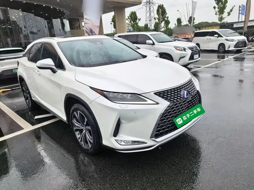 Lexus RX 2022