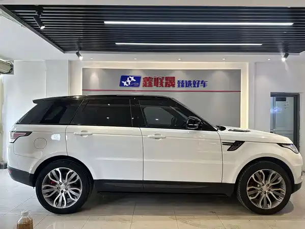 Land Rover Range Rover Sport 2014