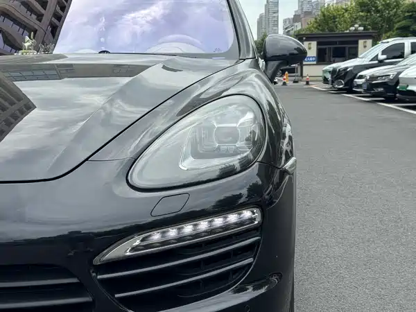 Porsche Cayenne 2013