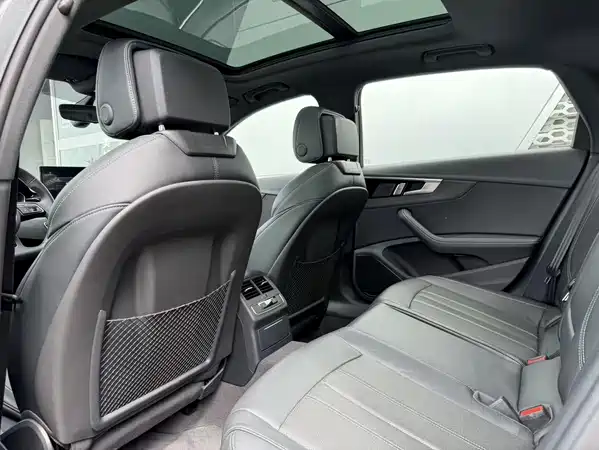 Audi A4L 2024