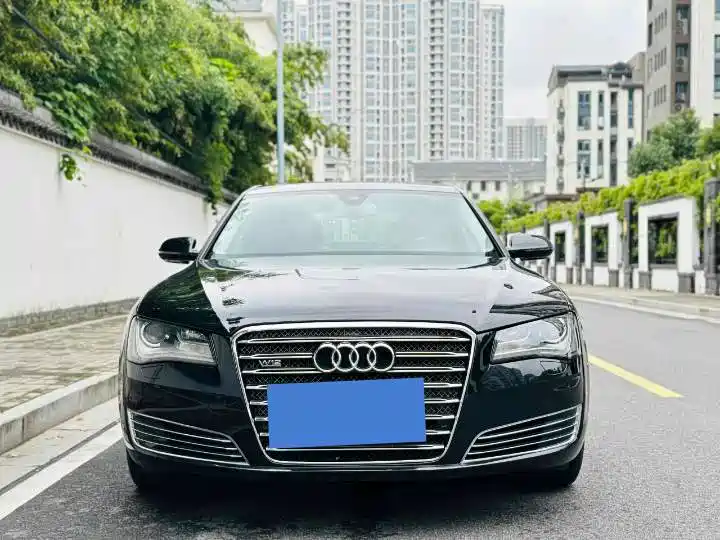 Audi A8 2013