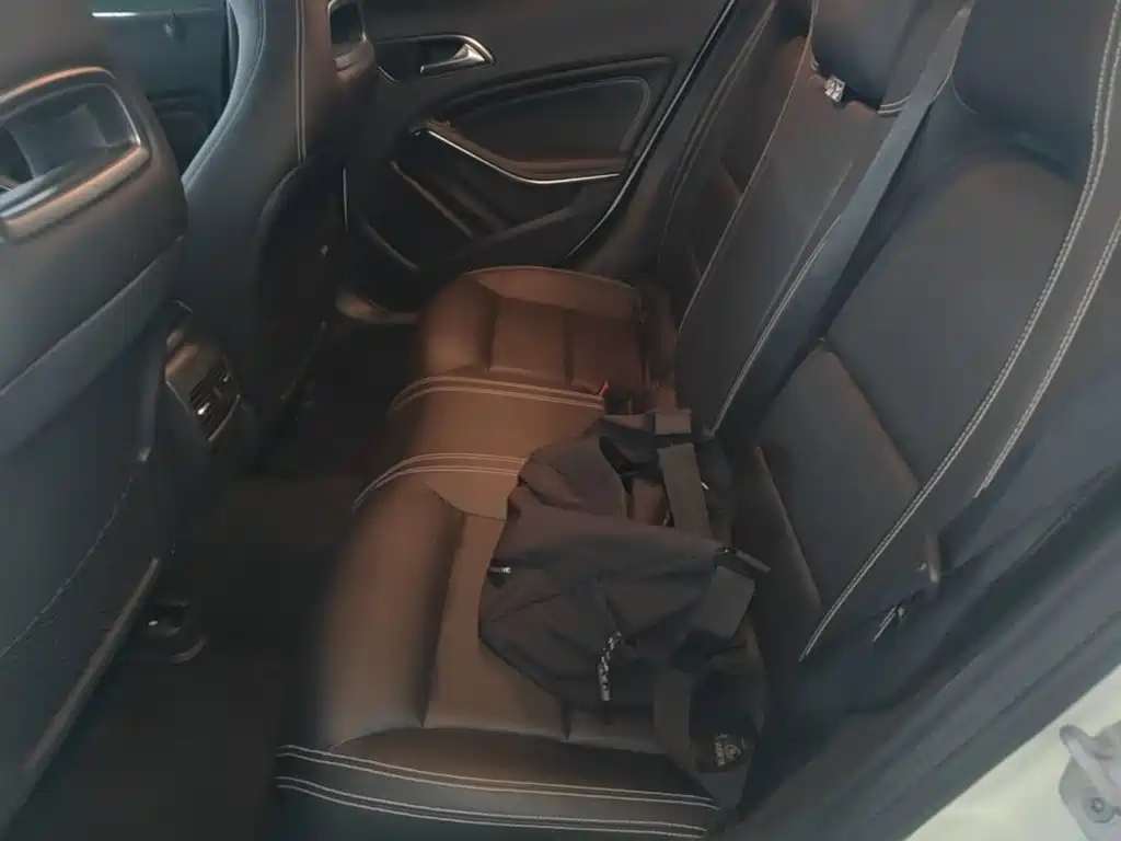 Mercedes-Benz GLA 2015 — фото 17