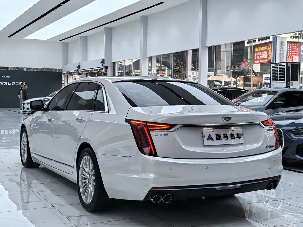Cadillac CT6 2021 — фото 13
