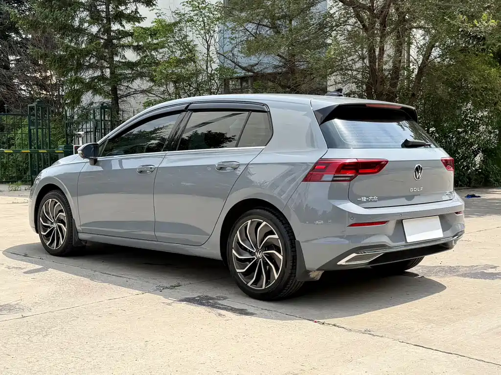 Volkswagen Golf 2022