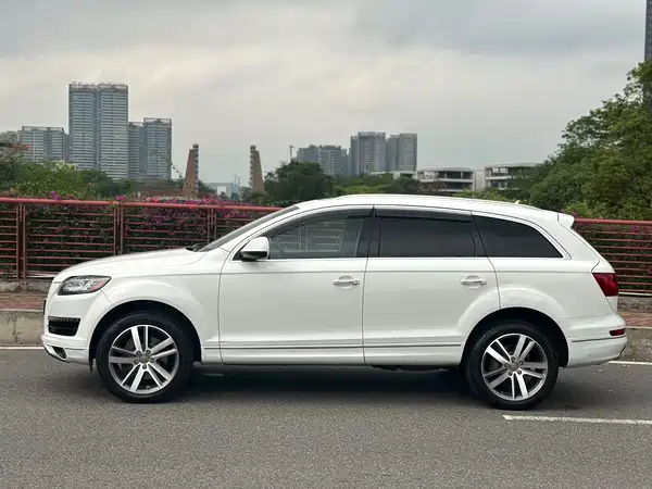 Audi Q7 2012
