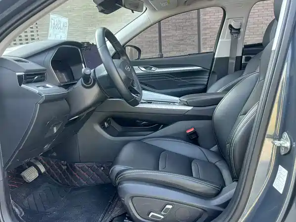 Geely Xingrui 2022
