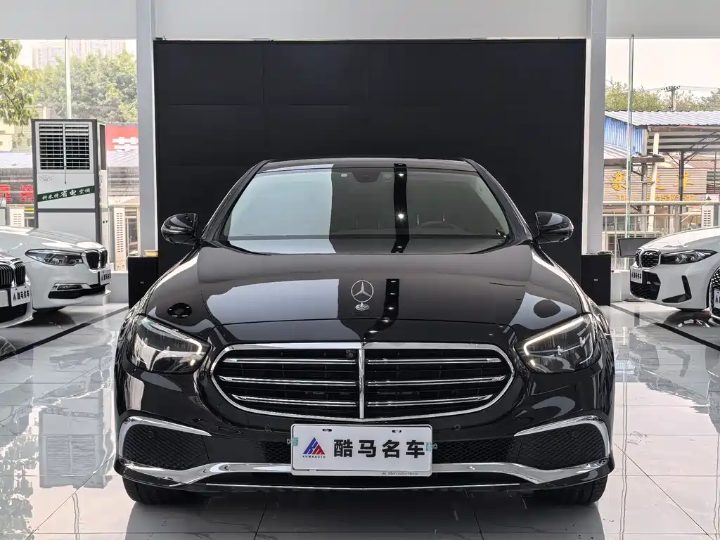 Mercedes-Benz E-Class 2023 — фото 2