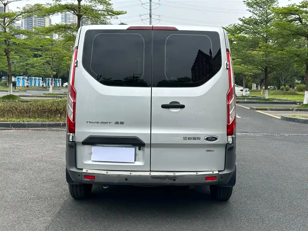 Ford Transit 2019 — фото 16