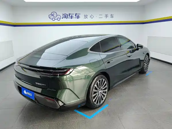Geely Galaxy Starshine 8 2025