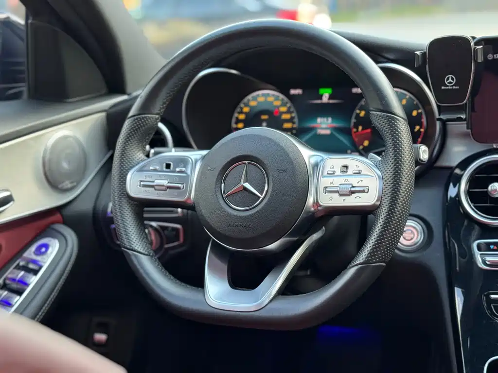 Mercedes-Benz C-Class 2020 — фото 13