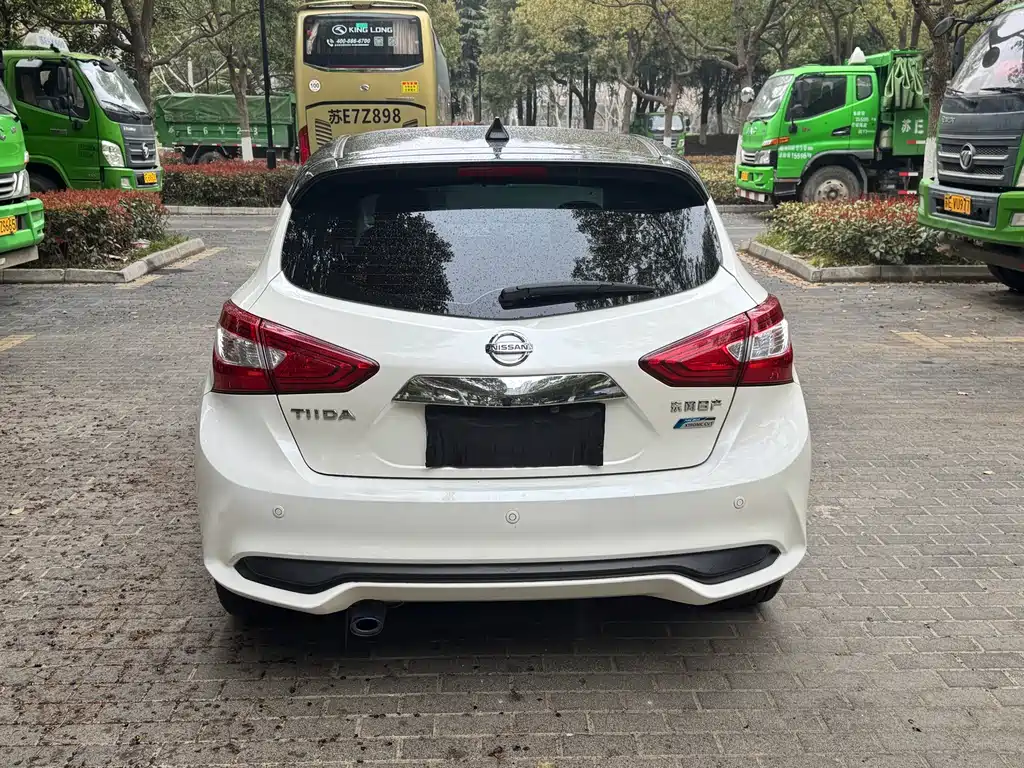 Nissan Tiida 2019 — фото 16