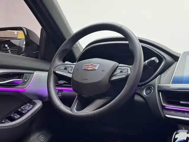Cadillac CT5 2024 — фото 12