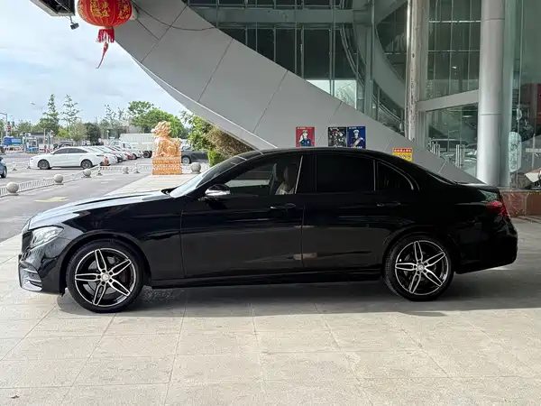 Mercedes-Benz E-Class 2017