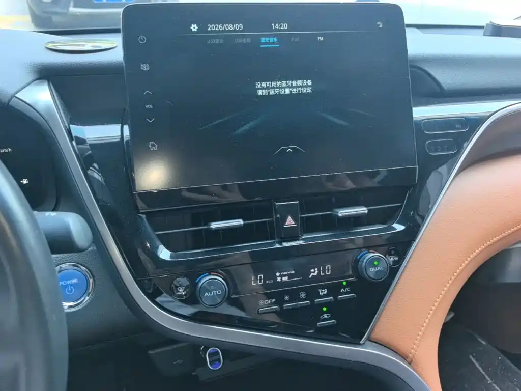 Toyota Camry 2021 — фото 13