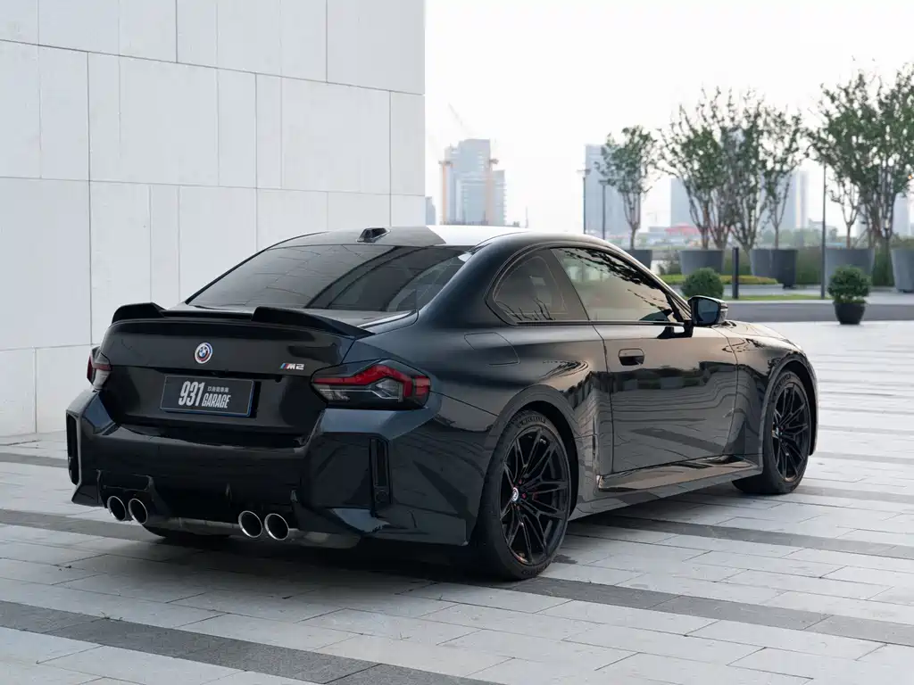 BMW M2 2023