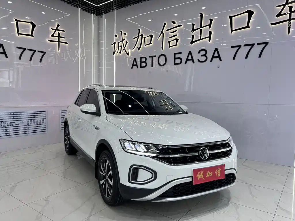 Volkswagen T-Roc 2024