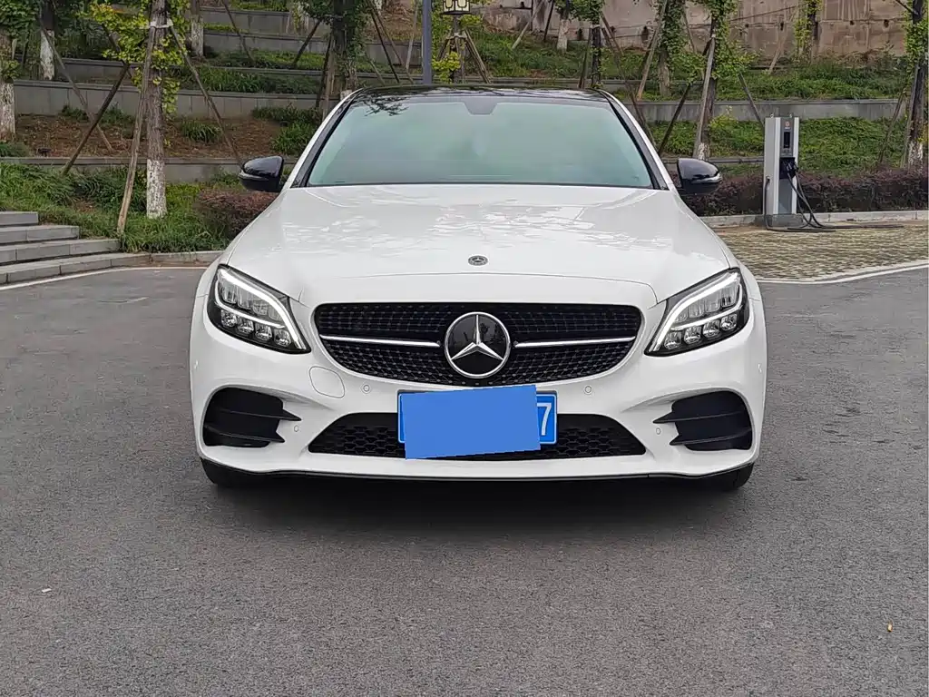 Mercedes-Benz C-Class 2021