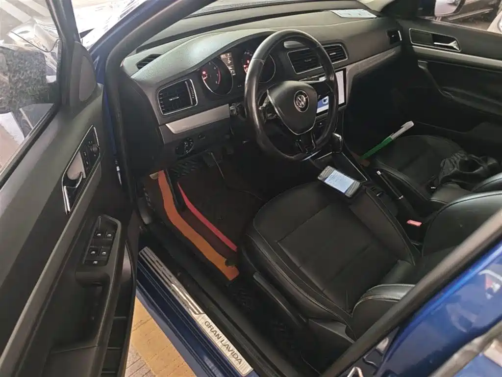 Volkswagen Gran Lavida 2015 — фото 16