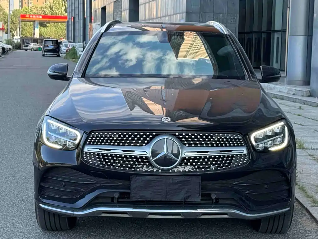 Mercedes-Benz GLC 2023