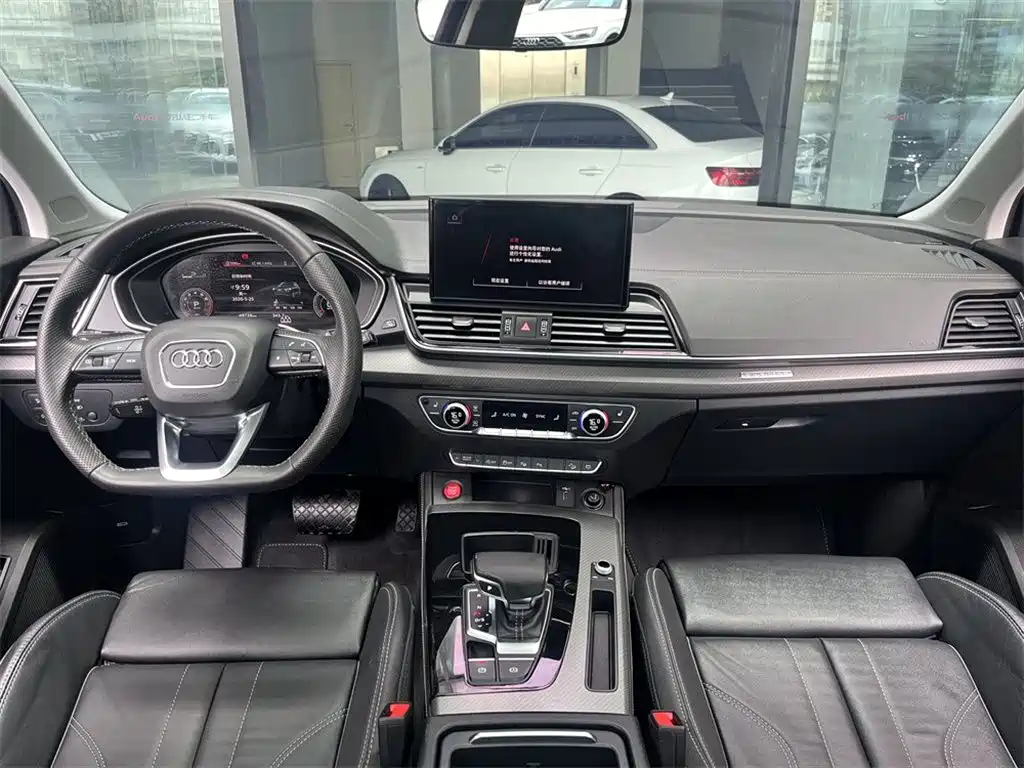 Audi Q5L 2022 — фото 6