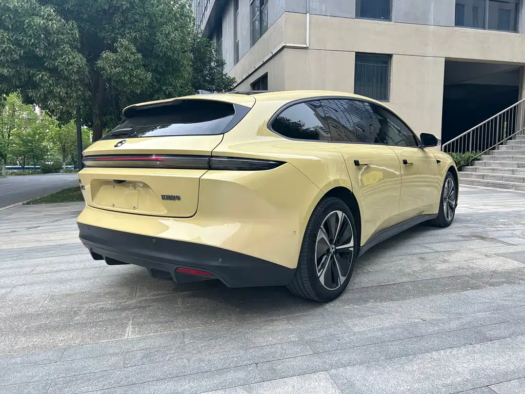 NIO ET5T 2023 — фото 11