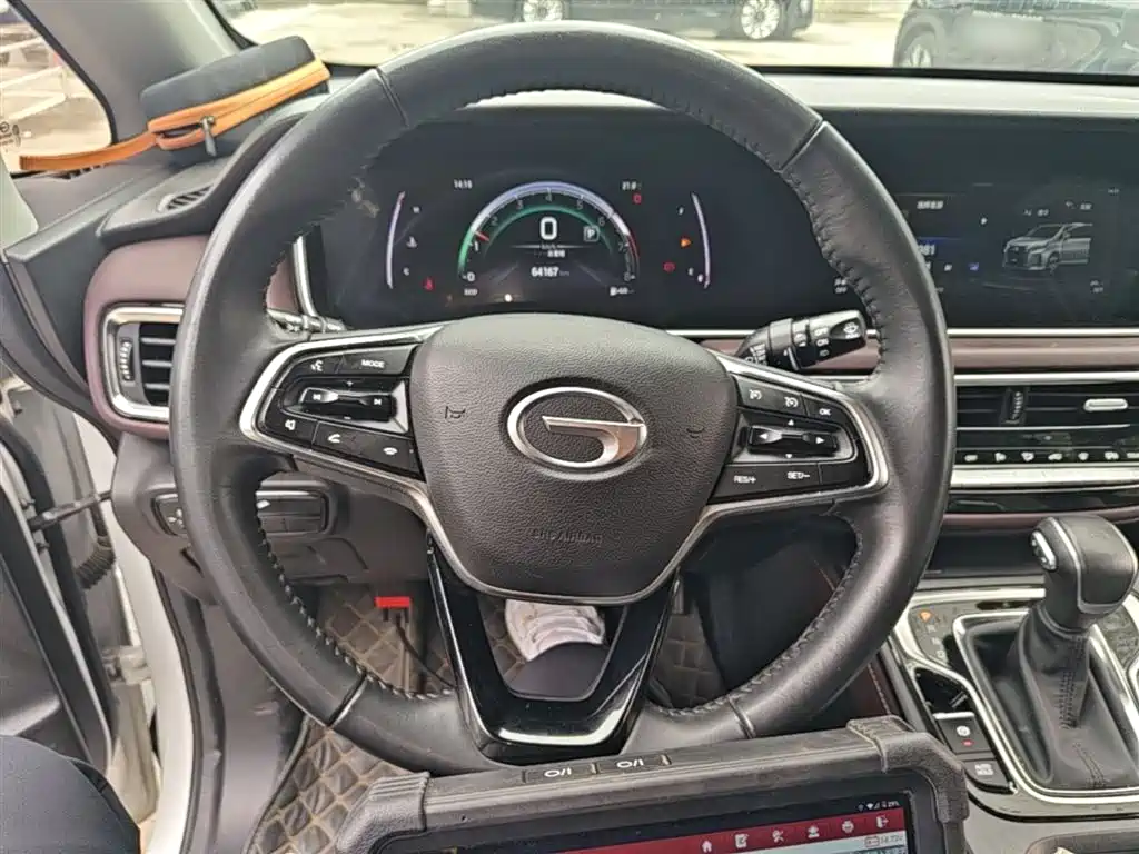 GAC Motor Trumpchi M6 2022 — фото 11