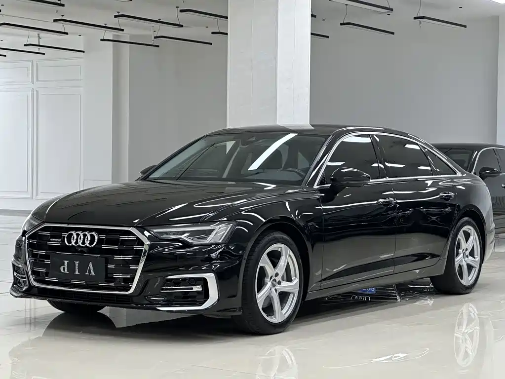 Audi A6L 2022