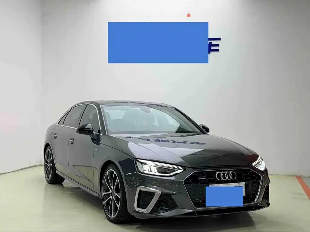 Audi A4L 2021