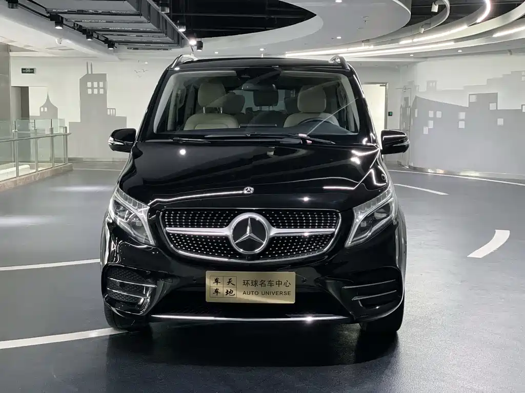 Mercedes-Benz V-Class 2021 — фото 2