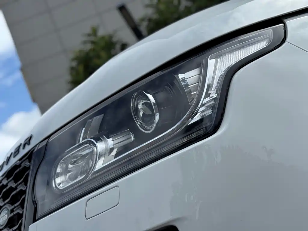 Land Rover Range Rover 2018 — фото 17