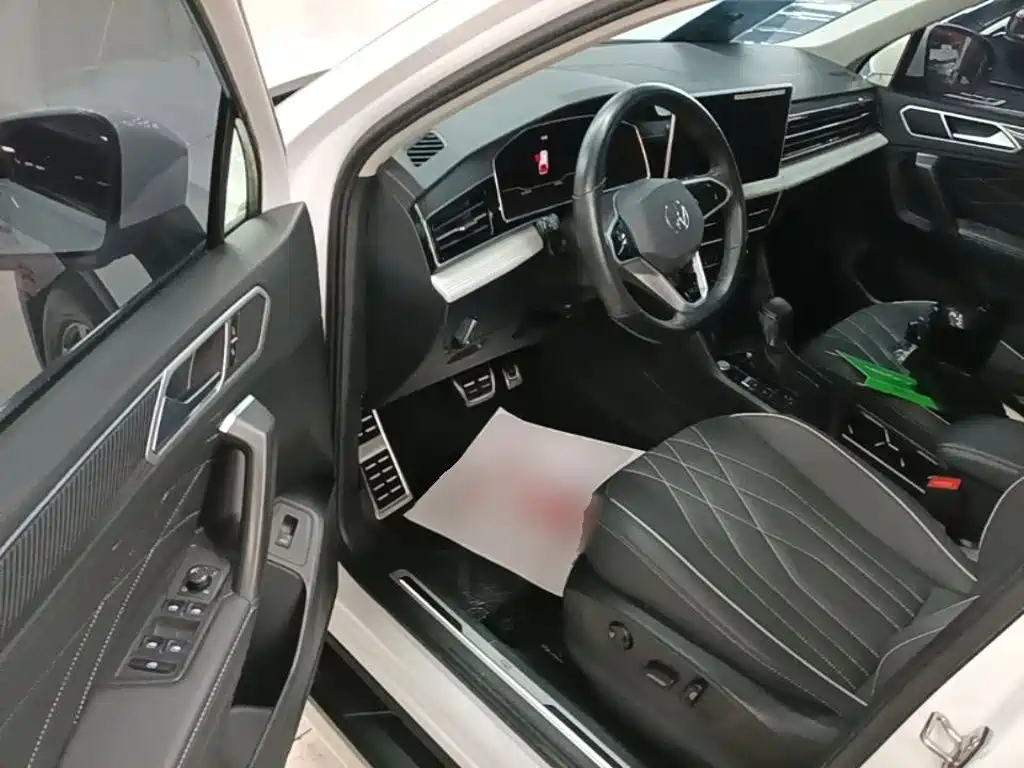 Volkswagen Tiguan L 2022 — фото 16