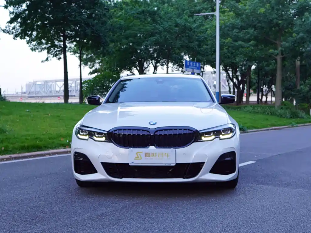 BMW 3 Series 2020