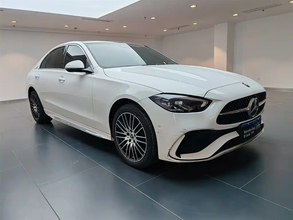Mercedes-Benz C-Class 2025 — фото 2