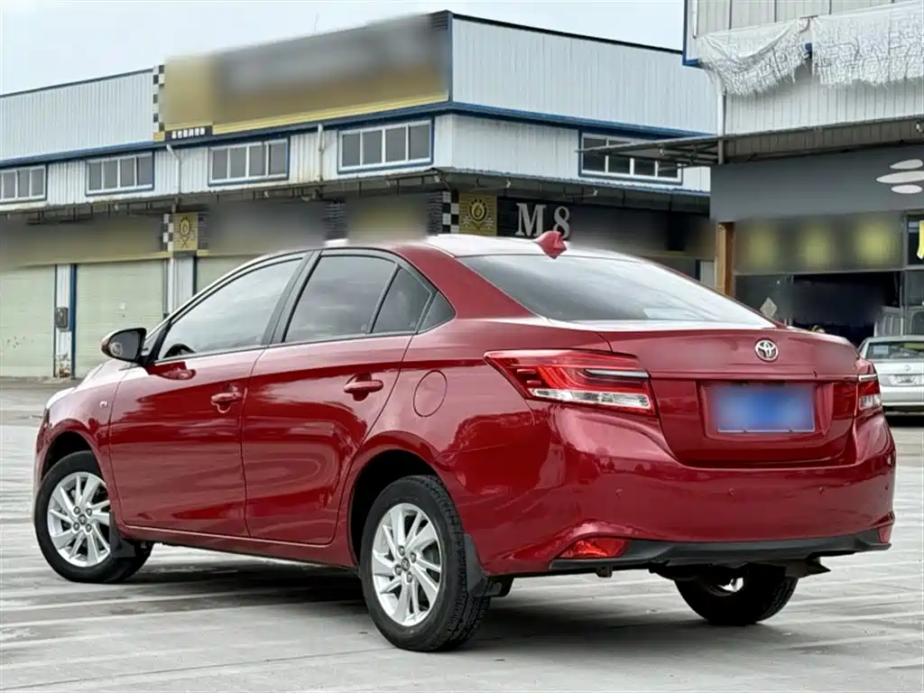 Toyota Yaris L 2019 — фото 16