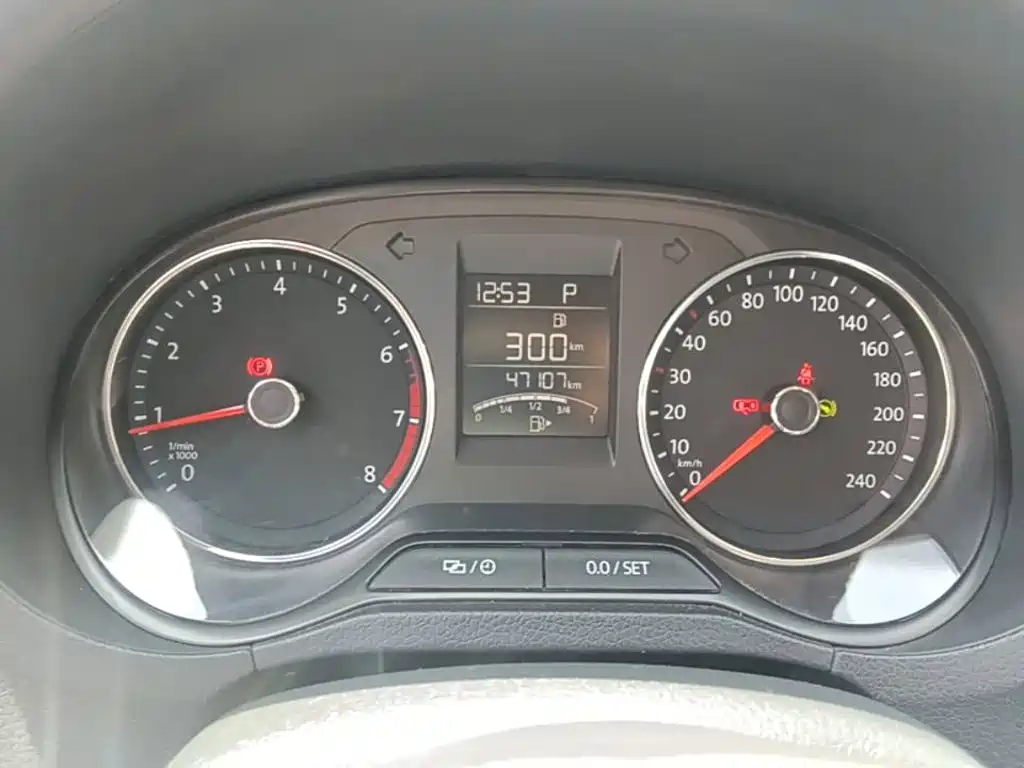 Volkswagen Polo 2016