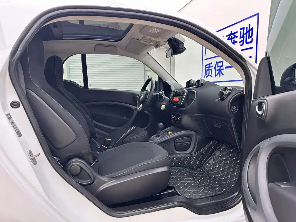smart fortwo 2017 — фото 22