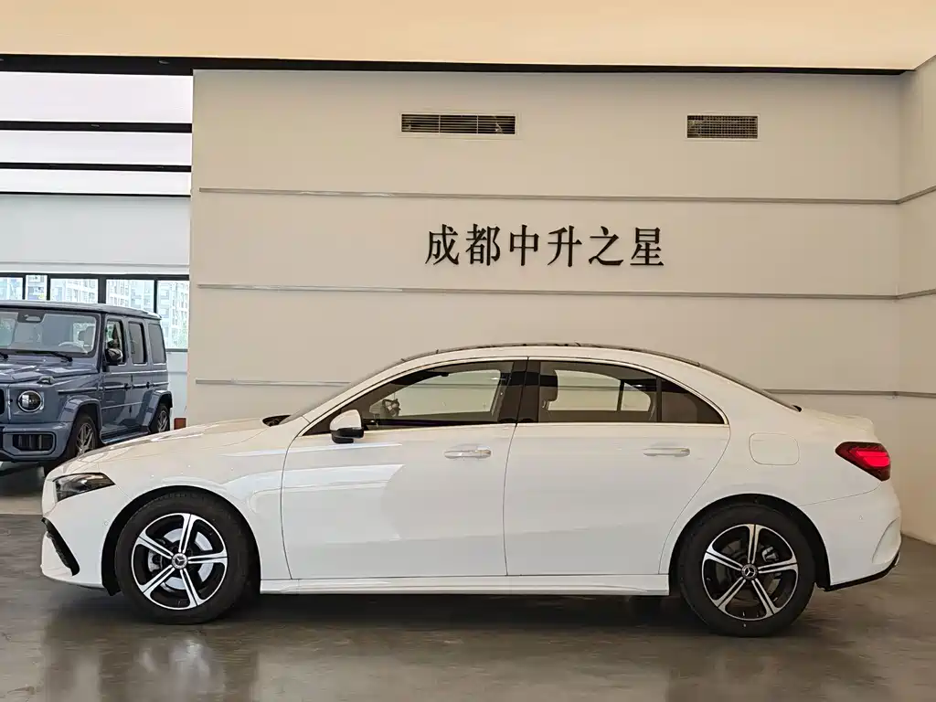 Mercedes-Benz A-Class 2023