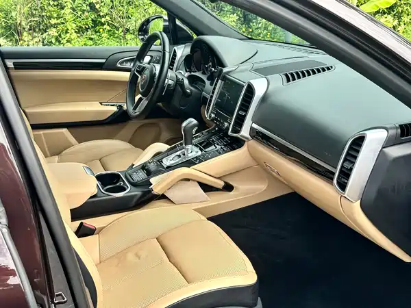 Porsche Cayenne 2017