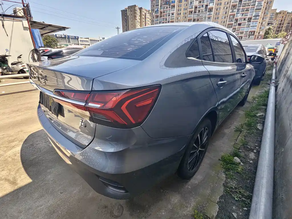 Roewe i5 2021 — фото 14