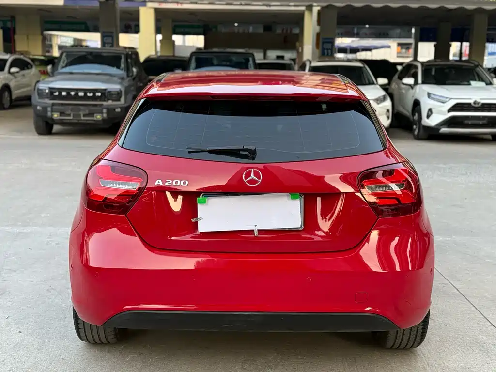 Mercedes-Benz A-Class 2017 — фото 5