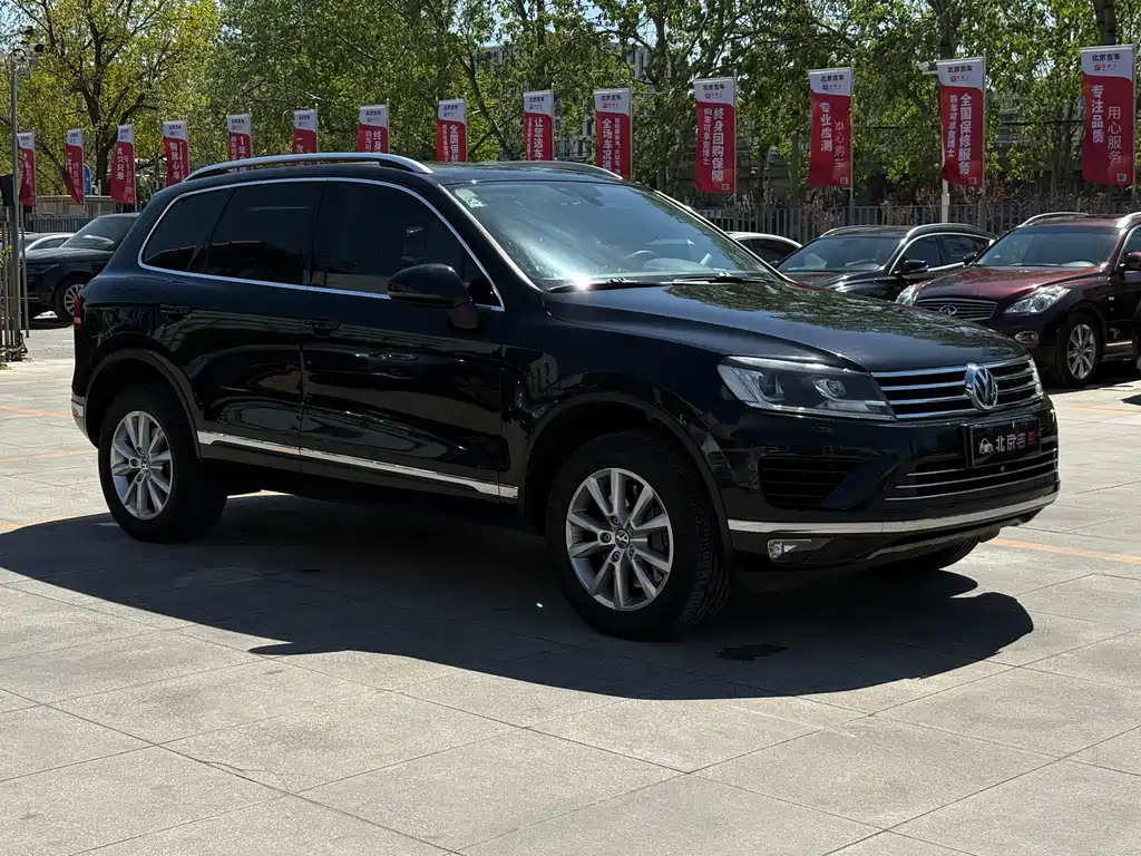 Volkswagen Touareg 2017 — фото 3