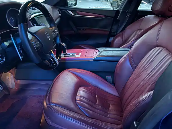 Maserati Ghibli 2015