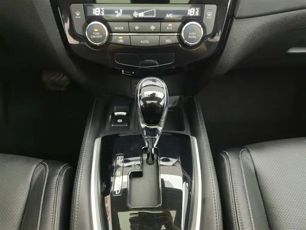Nissan X-Trail 2019 — фото 13