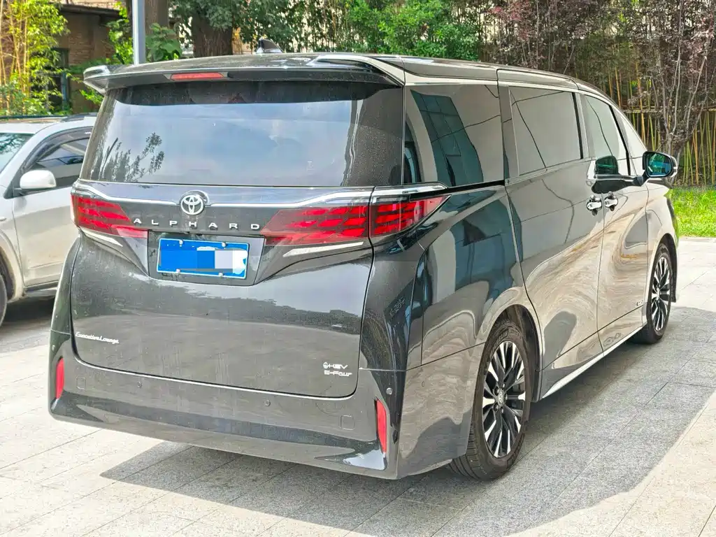 Toyota Alphard 2026 — фото 7