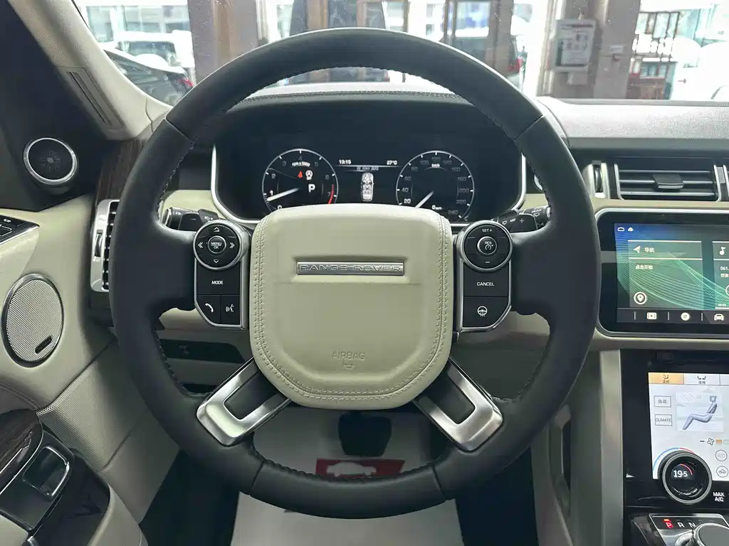 Land Rover Range Rover 2014 — фото 11