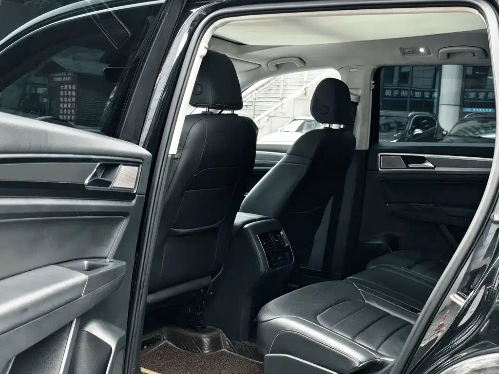 Volkswagen Teramont 2019 — фото 10