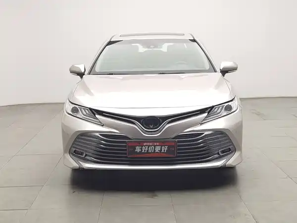 Toyota Camry 2019