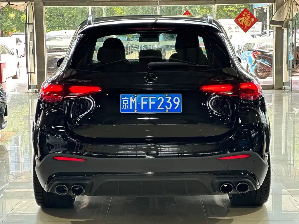Mercedes-Benz GLC AMG 2025 — фото 13
