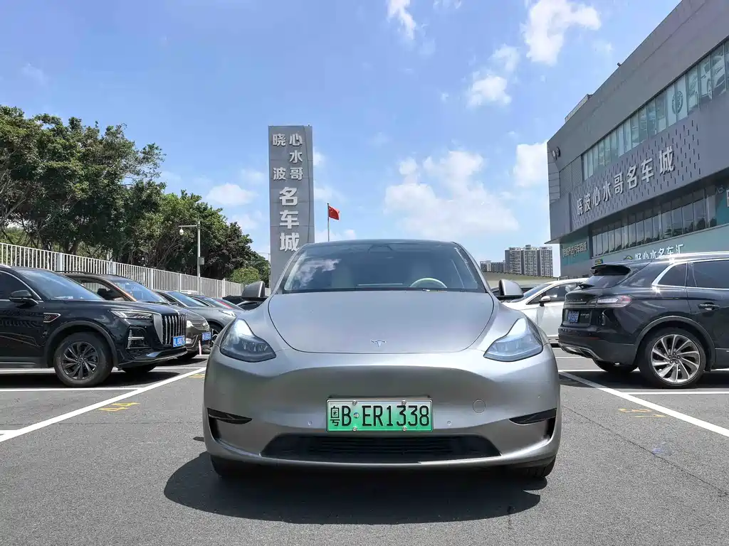 Tesla Model Y 2023 — фото 14